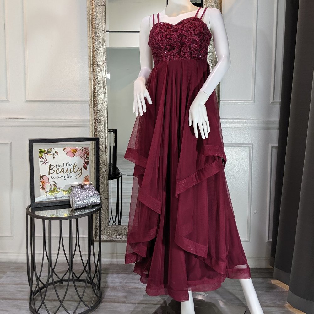 Burgundy Maroon Formal Evening Prom Dress Gown